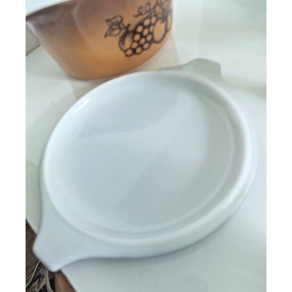 Vintage Pyrex Old Orchard Casserole Dish 473 1 Qt  Bowl w Lid - Picture 8 of 15